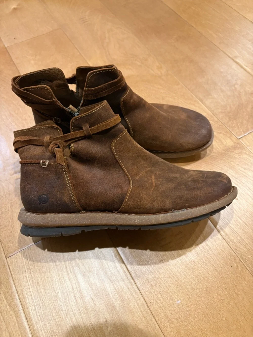 Born Tarkiln distressed brown suede ankle booties western sz 40-41 10